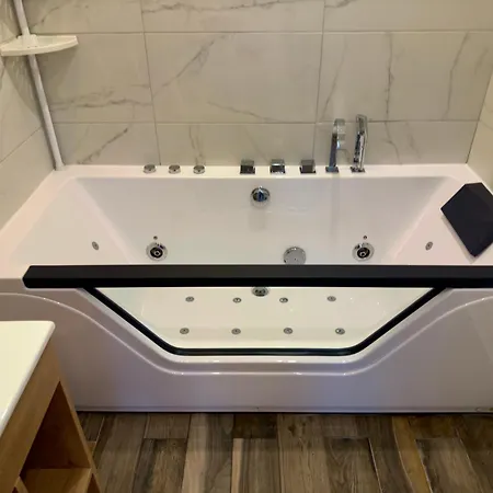 La Private Spa Apartment *